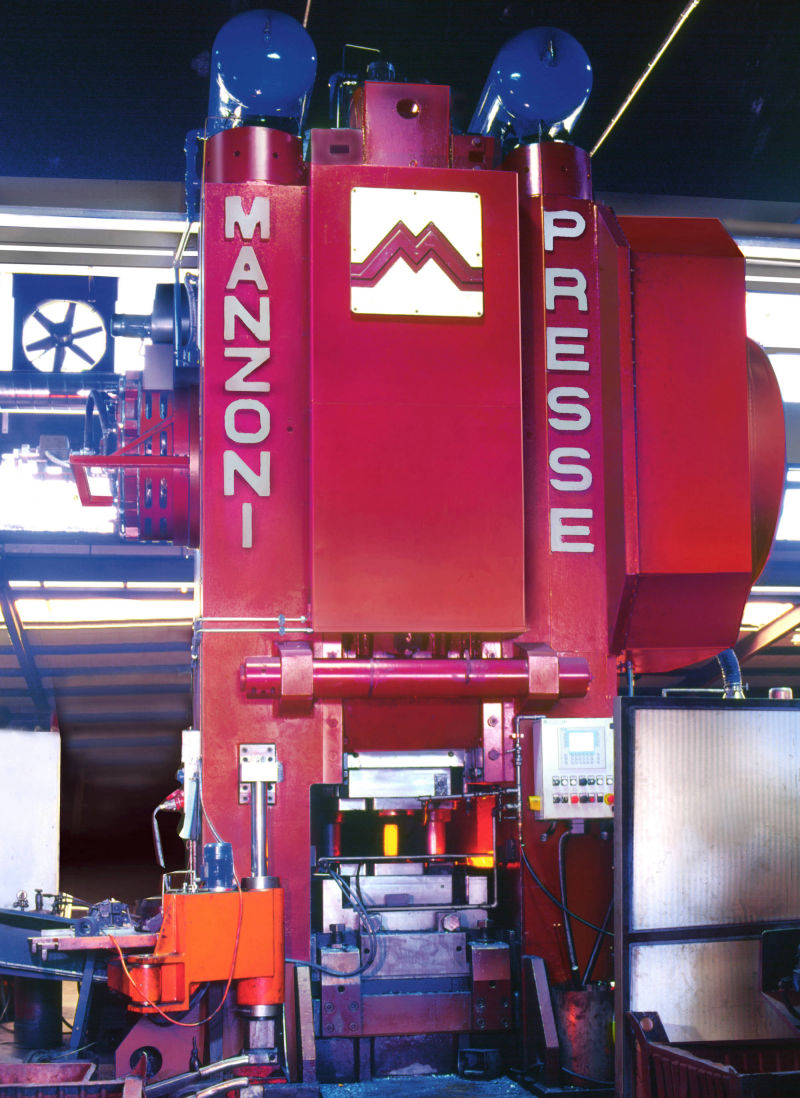 Manzoni Presse 750 t