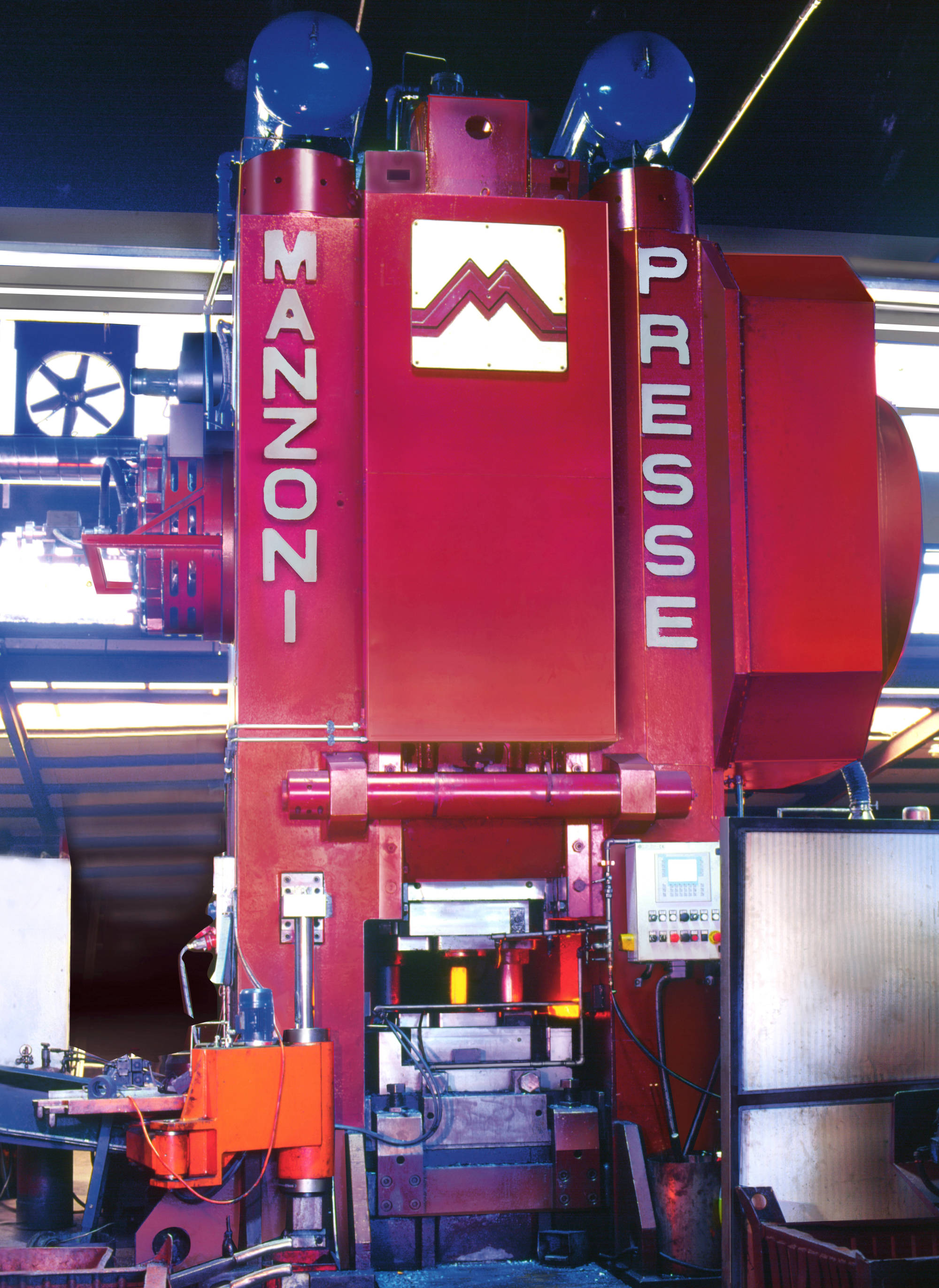 Manzoni Presse 750 t